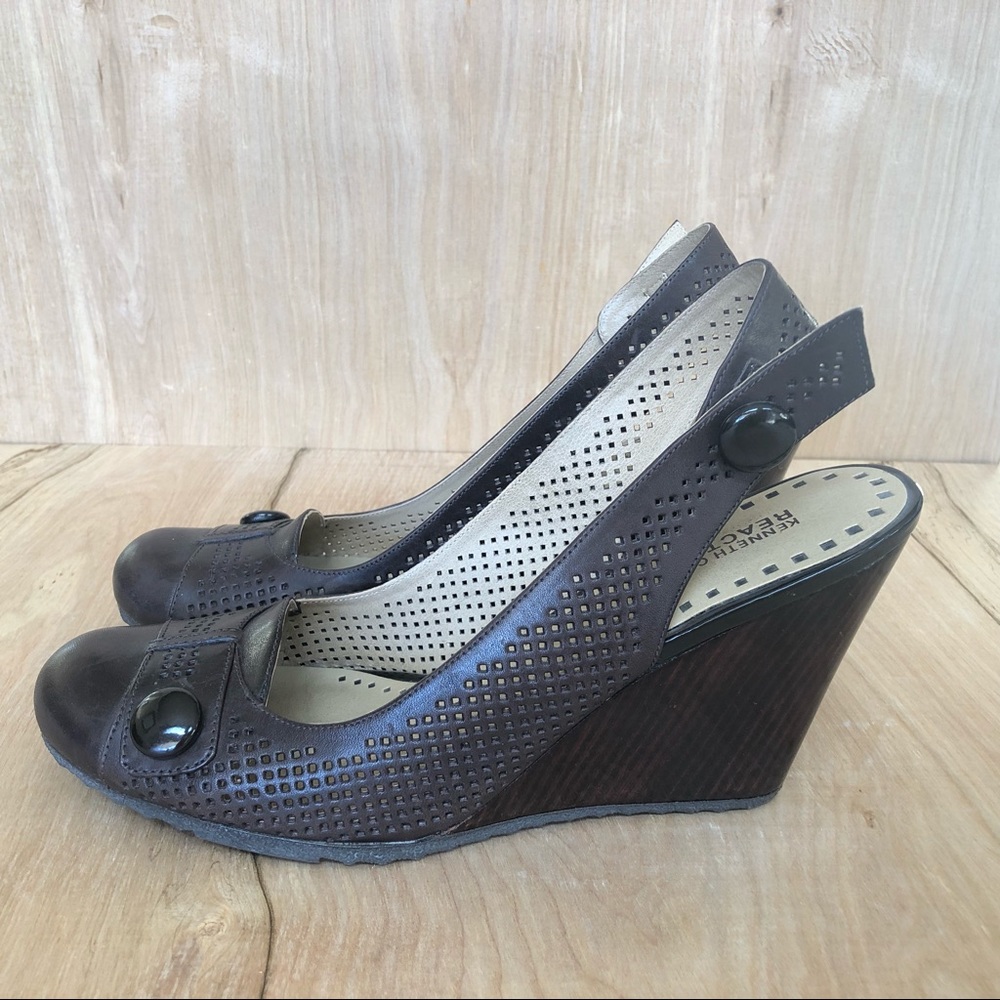 Kenneth Cole Reaction Mary Jane Wedges